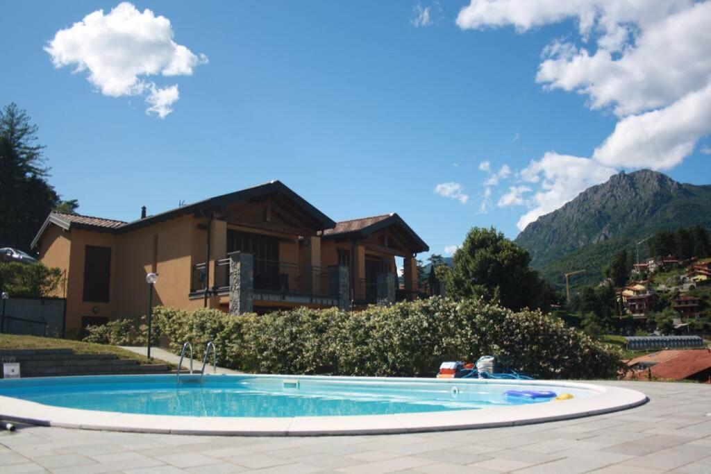 Piscina E Vistalago Crocemenaggio Cir 013145-00318 ภายนอก รูปภาพ