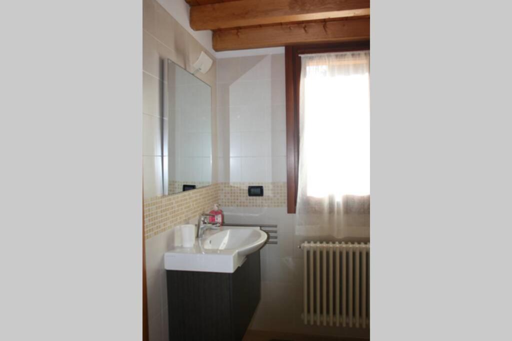 Piscina E Vistalago Crocemenaggio Cir 013145-00318 ภายนอก รูปภาพ